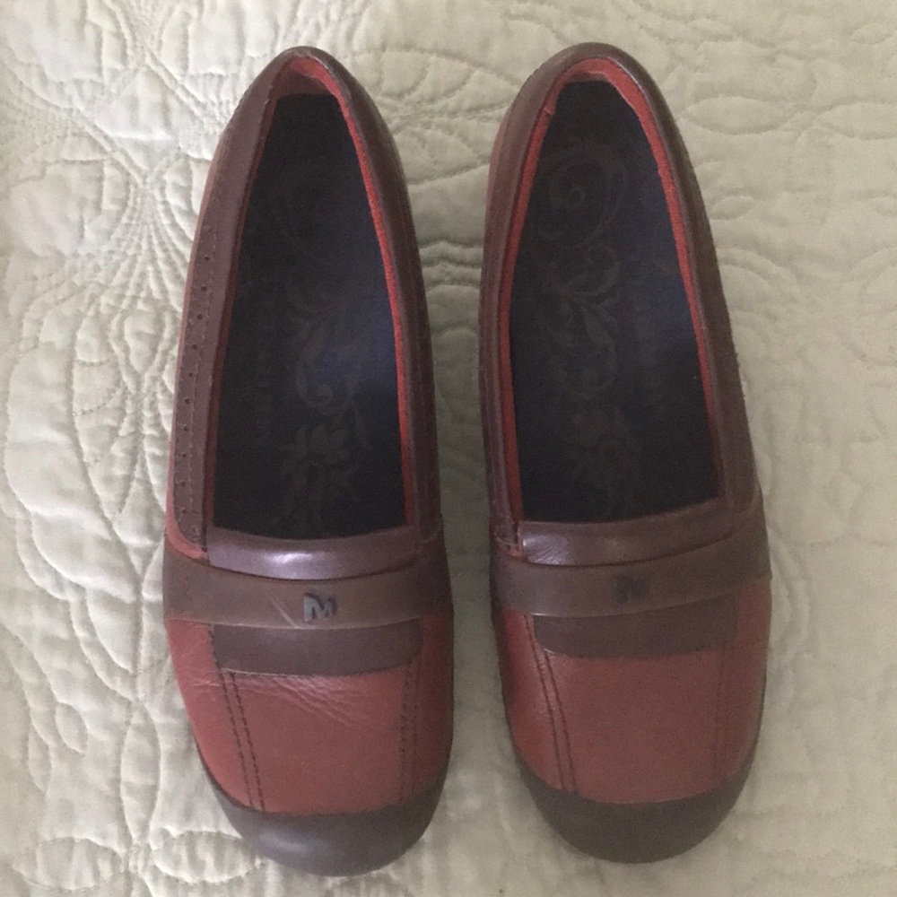 Merrell Shoes - Picture 2 of 4